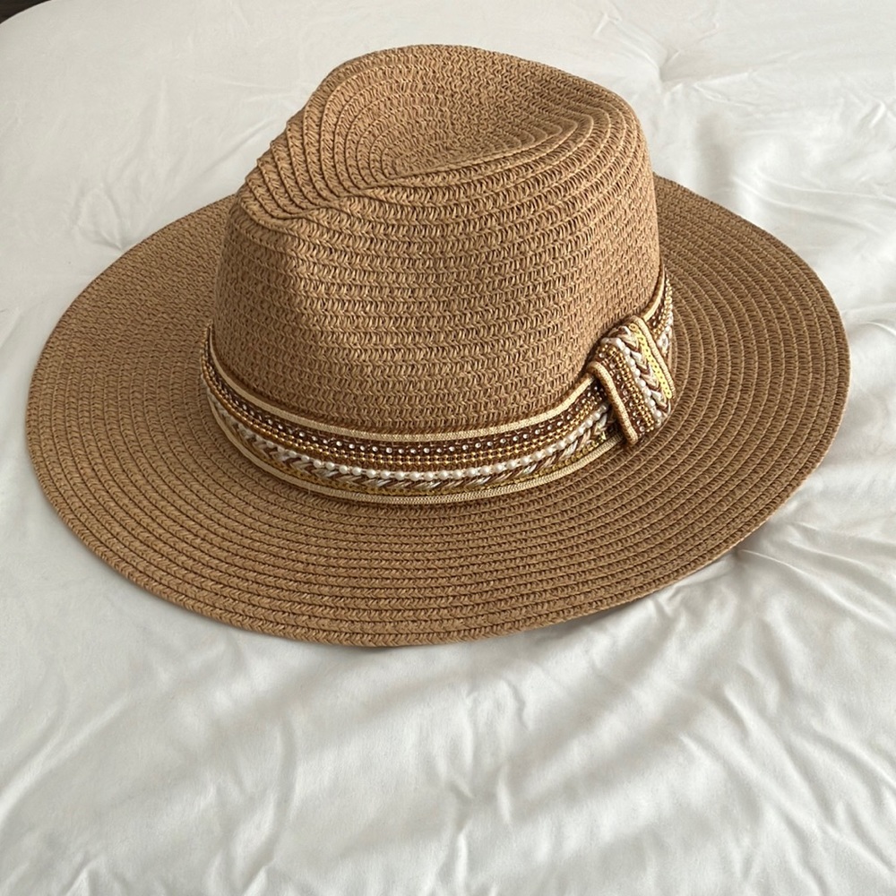 NWOT MARCUS ADLER NEW YORK WOMEN’S HAT SIZE OS